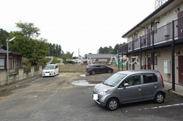 山木ハイツ　Ｂの駐車場
