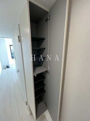プラチナフォルム北千住の収納|靴もたっぷり収納できるシューズボックス☆