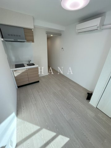 プラチナフォルム北千住の寝室|白を基調とした居室☆