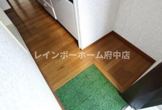 エルマーノ・カーサ・ナガタニの玄関