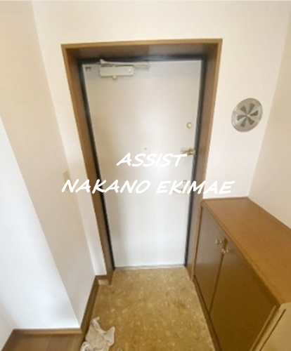 第2黒沼マンションの玄関