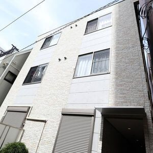 スクエアコートの外観