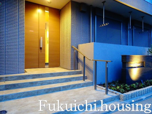Casa Mille anniのエントランス