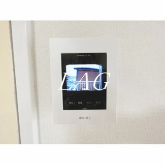 【セキュリティ】 | ニューオカダパールマンション | モニター付きインターホンです。