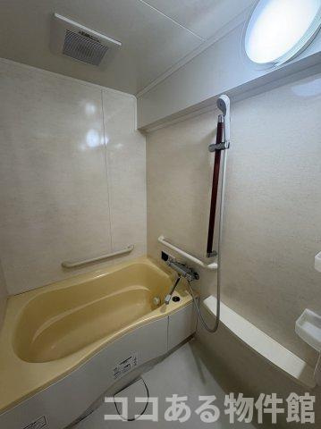 コスモ塩屋の浴室