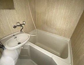 パールマンション三ノ輪の浴室