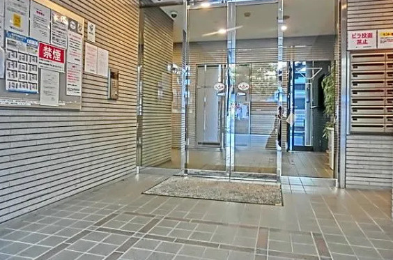 メゾンドヴィレ浅草橋のロビー