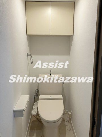 渋谷区桜丘町の賃貸マンションのトイレ