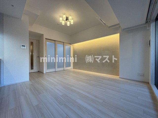 大阪市中央区農人橋３丁目の賃貸マンションの居間・リビング|※偶数階は茶系のお部屋です。