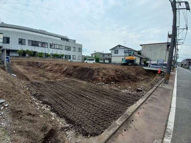 仲介手数料不要　新築 東区長嶺南 1号棟 4LDK LDK18帖 オール電化の前面道路含む現地写真|現地