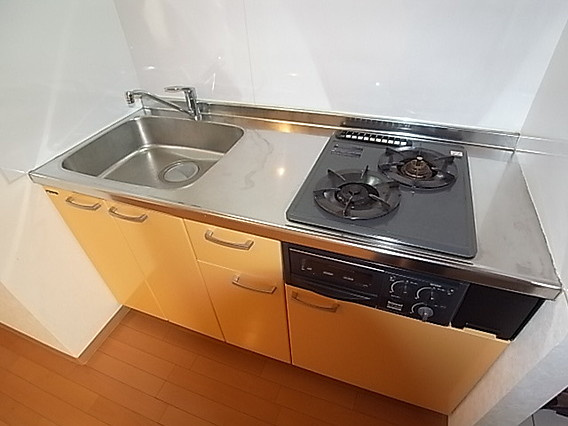 神戸市中央区加納町３丁目の賃貸マンションのキッチン