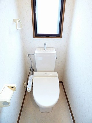 神戸市灘区楠丘町１丁目の賃貸マンションのトイレ