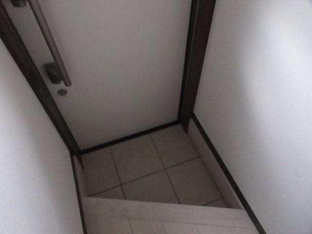 K　SHIJIMIの玄関