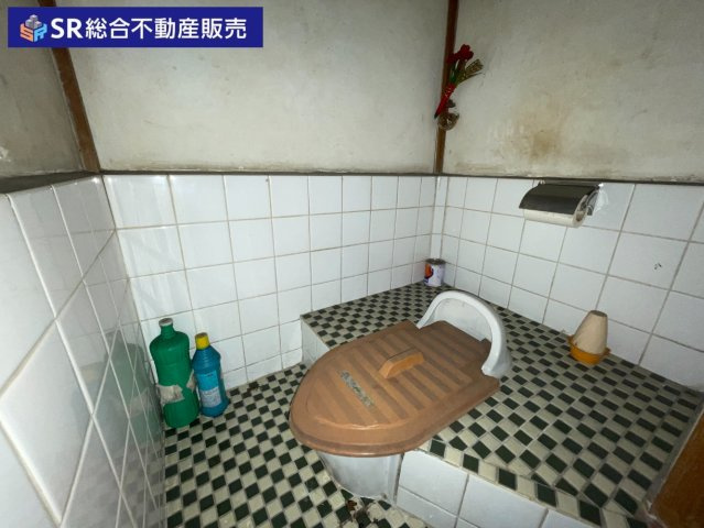 若草町中古戸建のトイレ|洋式のトイレに変えるだけでもご相談下さい！