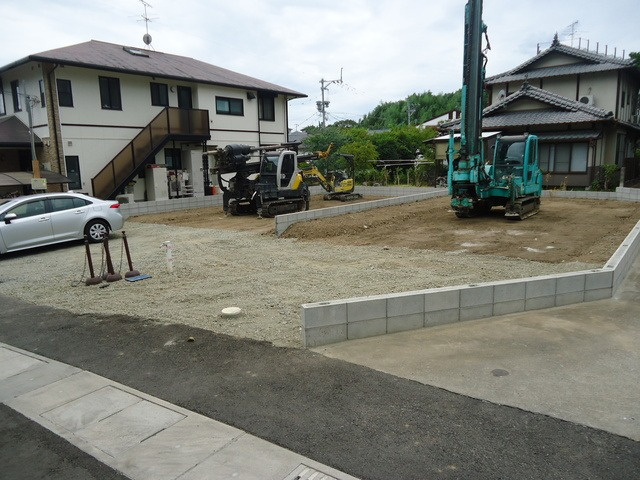 仲介手数料不要　新築 北区打越町 B号棟 4LDK 土地49坪 オール電化の前面道路含む現地写真|現地（建築中）