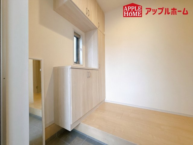 [中古住宅] さいたま市西区中野林の玄関