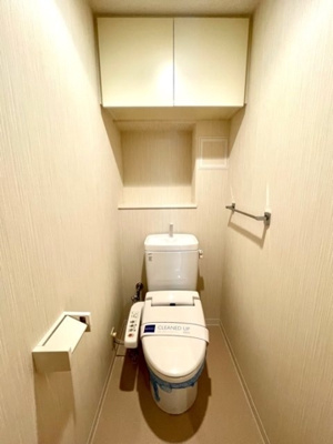 【トイレ】 | 新品家具付きマンション千鳥20(KaGood東京) | トイレもきれいです