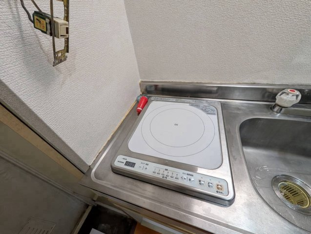 サンパレス勝田台3番館のキッチン|コンパクトなキッチンで掃除もラクラク