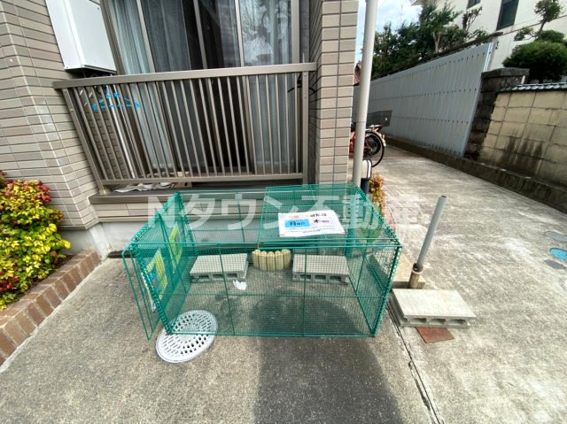 【その他共用部分】 | パルティール名塚 | ゴミ置き場です。