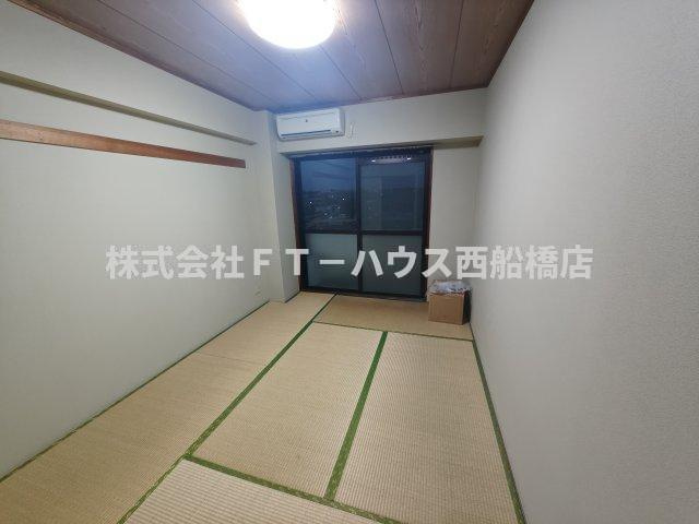 シャトーさつきビルの和室