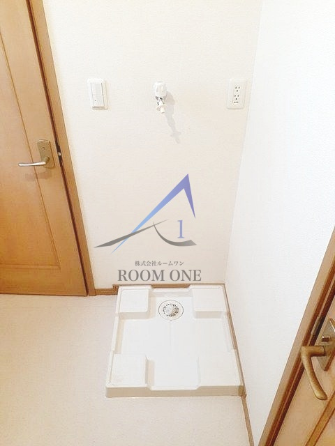 リーフパーク宮前の設備|洗濯機置き場です。