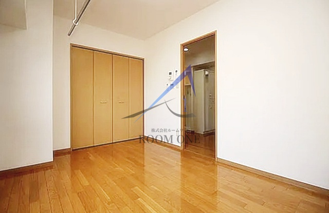 アルビオンクレストの居間・リビング|洋室のお部屋です。