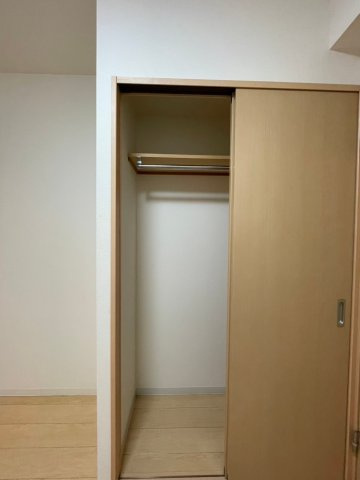 メゾン・ブルーの収納|たっぷりとした収納スペースです