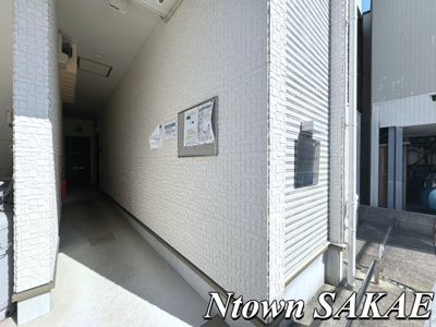 【エントランス】 | CasaViola栄生 | エントランスです