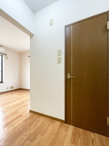 ウィング西岡本の収納