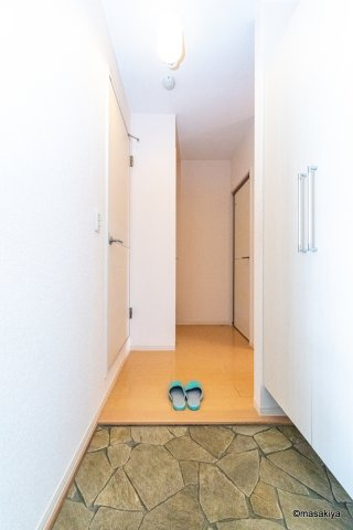 オッツ悠の玄関