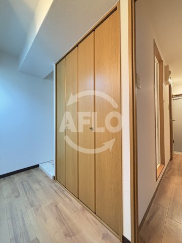 プレミアム新町Ⅲの収納|プレミアム新町Ⅲ　クローゼット