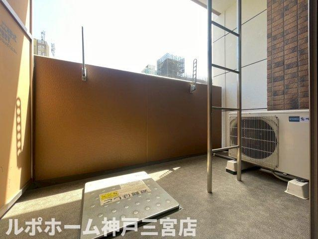 プレミアムコート神戸三宮のバルコニー