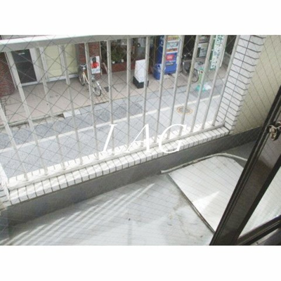 【バルコニー】 | フレンドハイツ西新宿 | バルコニーです。