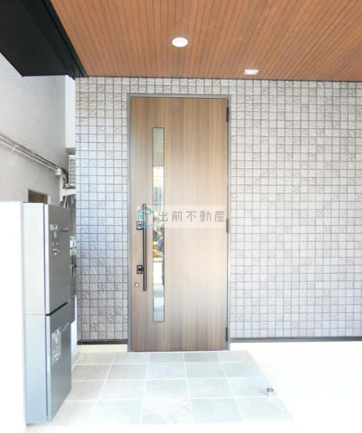 グランジュッテ東大前のエントランス