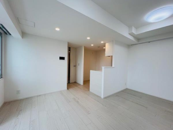 Ｂｒｉｌｌｉａ　ｉｓｔ　渋谷本町の居間・リビング|ゆったりとした居間です