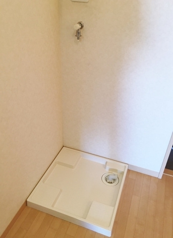 グレースレジデンスの設備|洗濯機置場