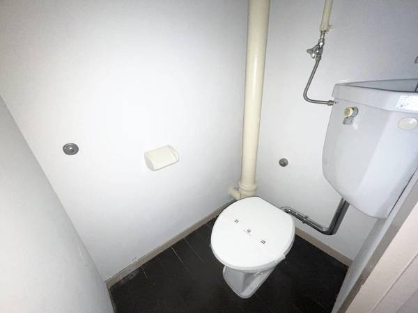 ビレッジハウス山北6号棟のトイレ|トイレです
