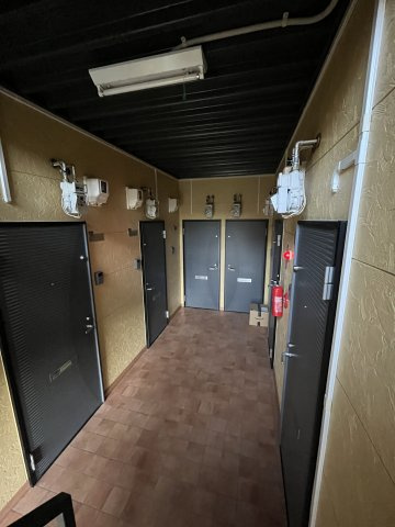 札幌市白石区本通１６丁目南のアパートのロビー|建物の内部です