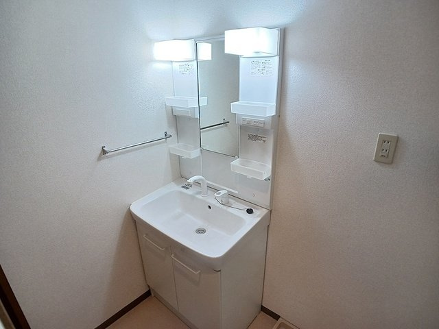 パルテール４．３の洗面所|忙しい朝には欠かせない洗面所です
