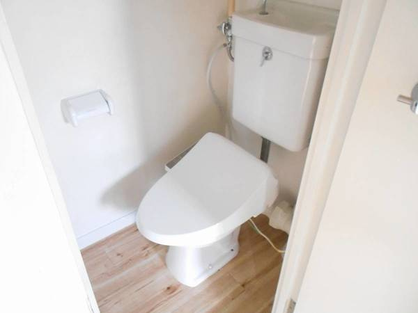 ビレッジハウス小島3号棟のトイレ|トイレです