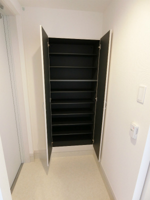 リブリ・ラベンダーの玄関|毎日通る玄関はこちらです