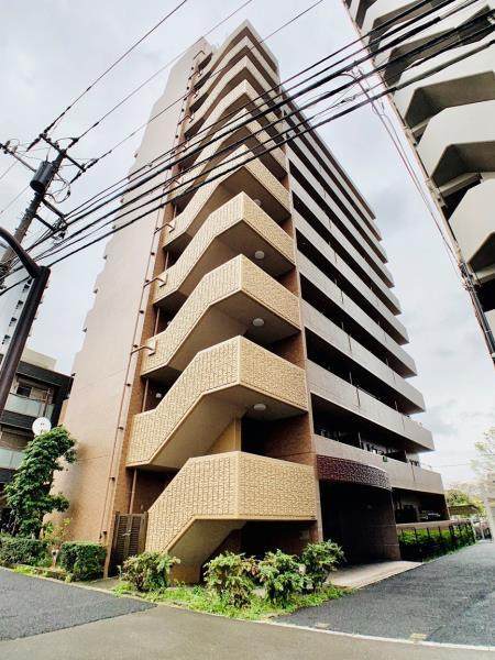 アーンジユ赤羽岩淵の外観