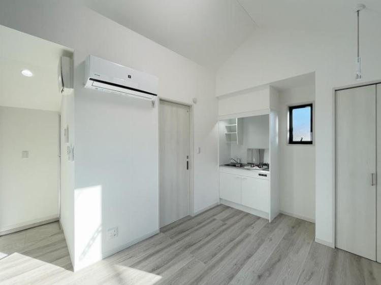 D APARTMENTの浴室|落ち着いた空間のお風呂です