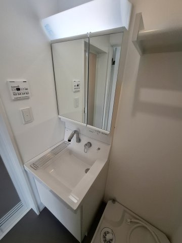 ココングランジュール西宮小松東の洗面所