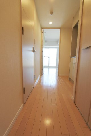 カスタリア三ノ輪の玄関