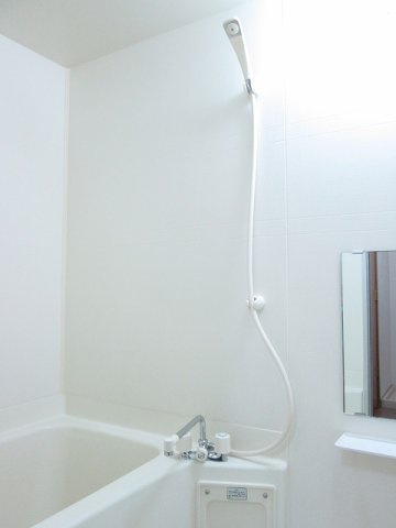 プリムローズＢの浴室|コンパクトで使いやすいお風呂です
