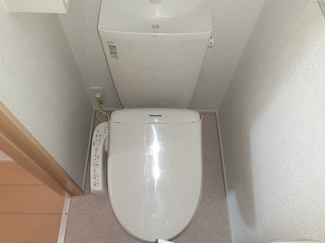 アプローズ　カーサ　Ｂのトイレ|コンパクトで使いやすいトイレです