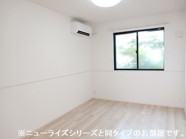 リヴェルラⅡの内装|明るい室内です