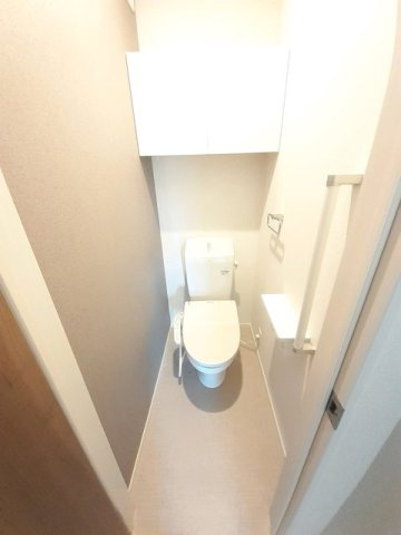 オーヴ・プラシードのトイレ|清潔感のあるトイレです