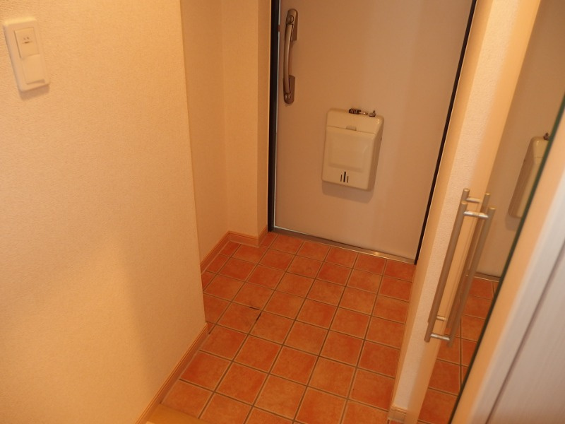 サンリット三建のトイレ|シンプルで使いやすいトイレです